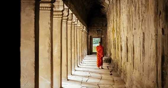 can monks who vow silence use asl