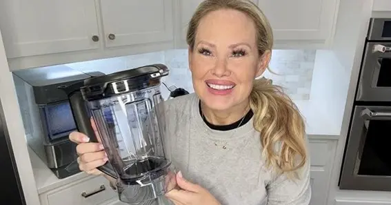 Why Is Nutribullet ZNB-F30500Z Blender Power Button Blinking